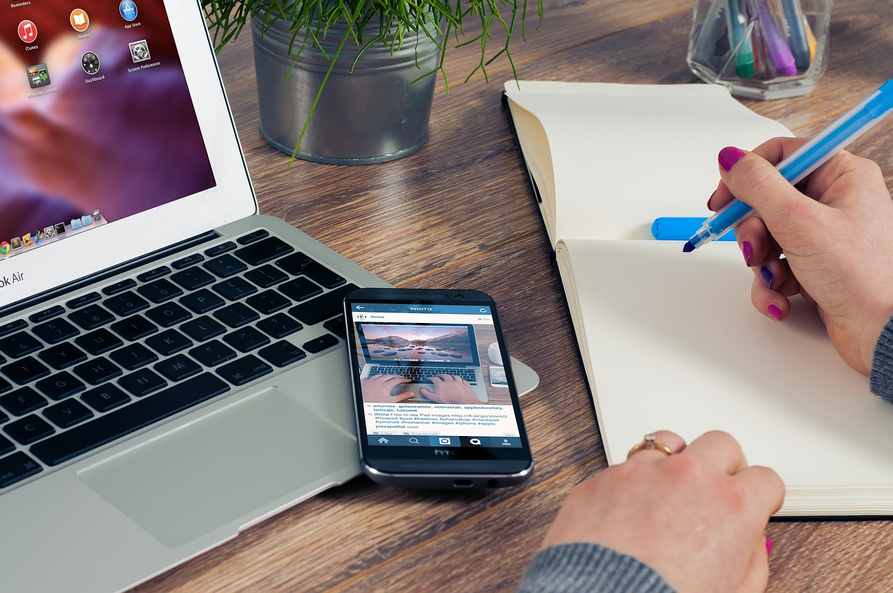 how-effective-writing-can-increase-your-startup-s-success hero image