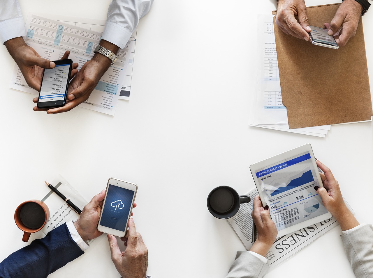 leveraging-partners-to-get-big-fast hero image