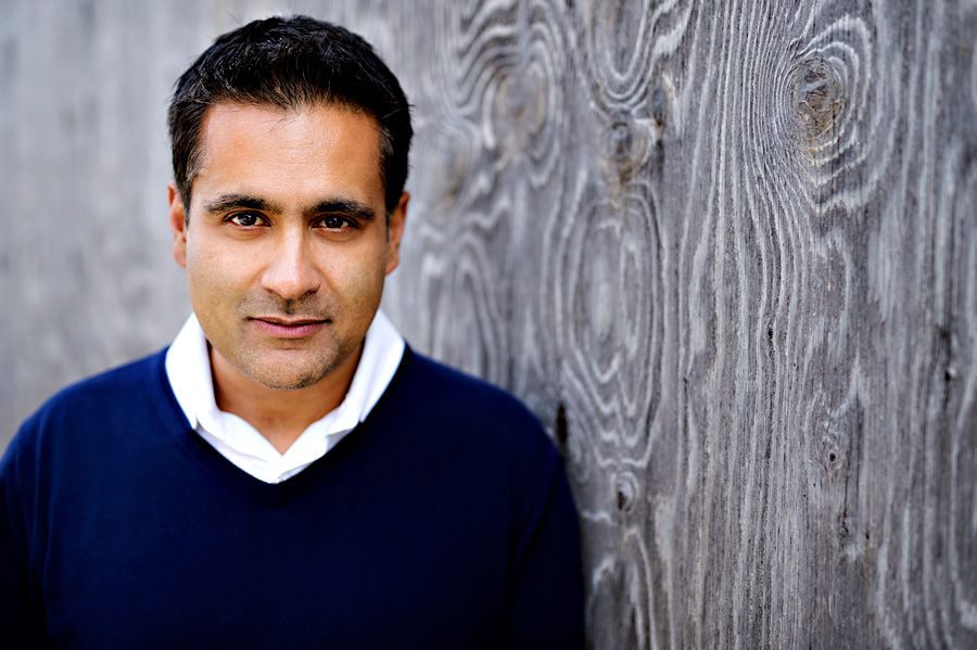 toronto-director-profile-sunil-sharma hero image