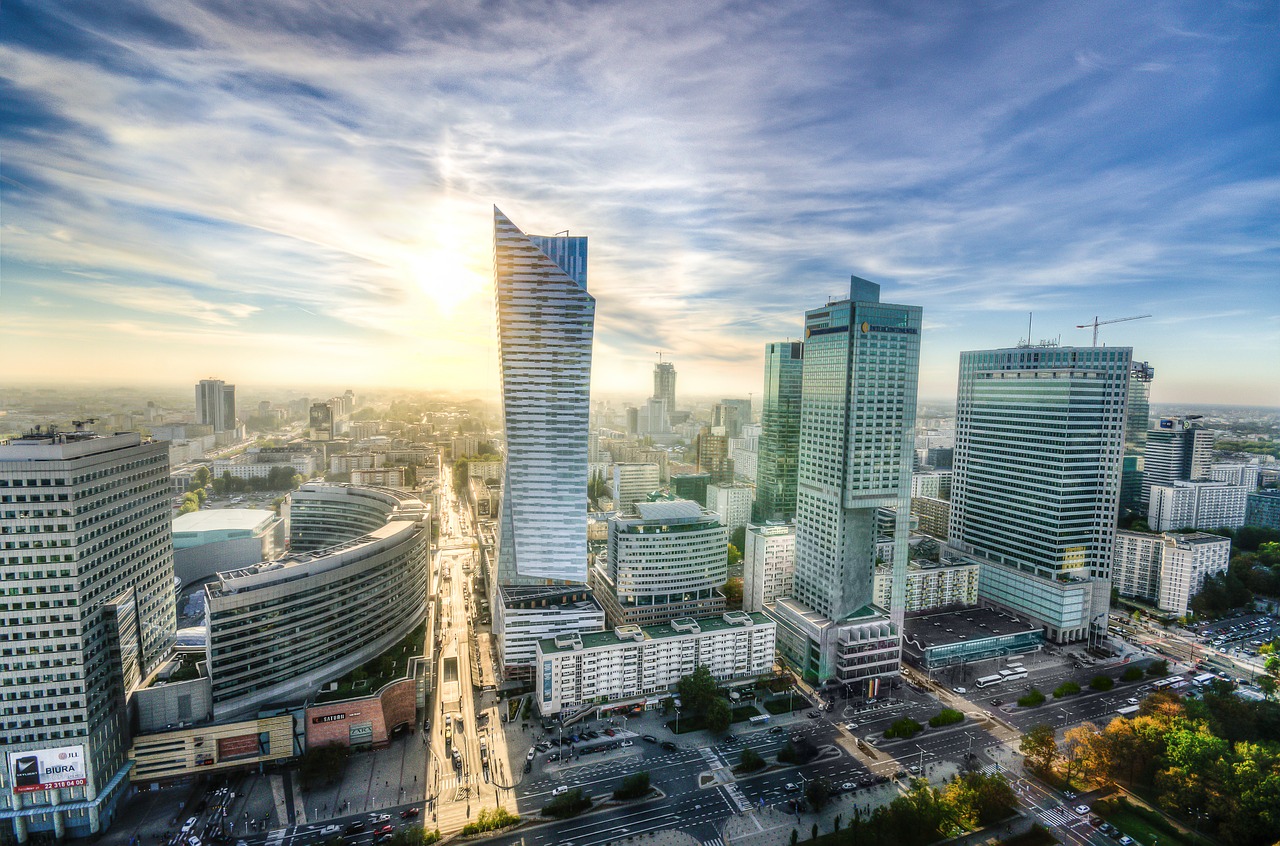 join-us-in-2017-as-we-help-entrepreneurs-in-warsaw-launch-global-startups hero image