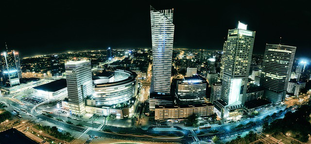 build-a-startup-with-warsaw-s-top-investors-and-advisors-fi-warsaw-applications-open-now hero image