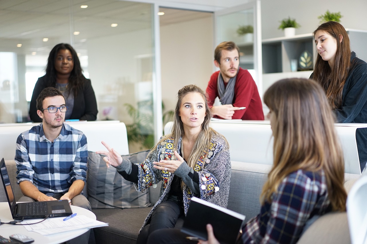 where-do-you-fit-in-a-founder-s-guide-to-startup-roles hero image