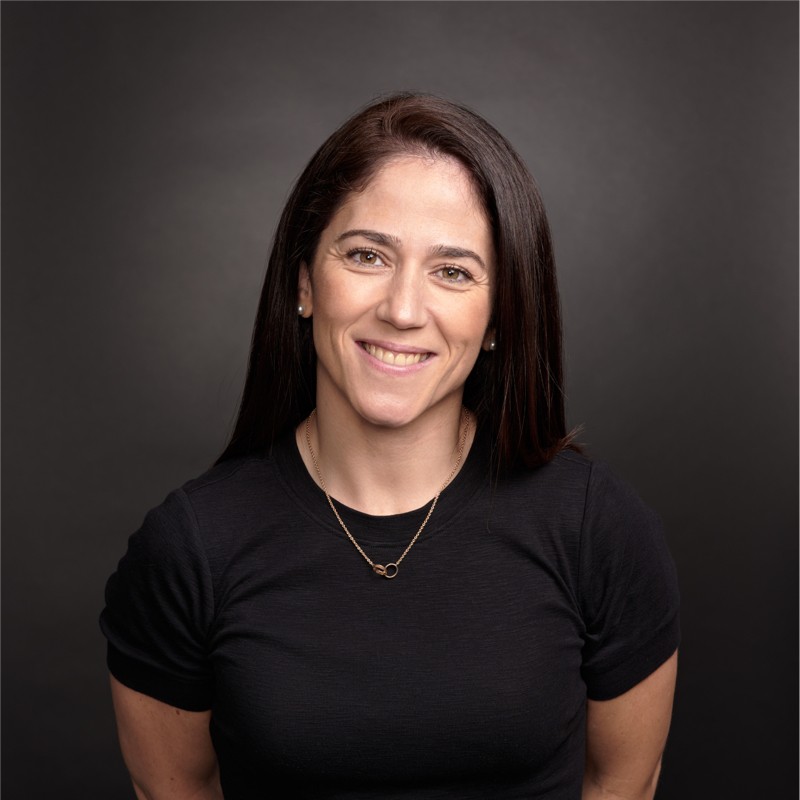 Claudia Capelo