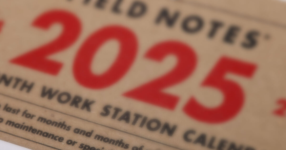 Field Notes | 15-Month Workstation Calendar for 2025 field-notes-15-month-workstation-calendar-for-2025