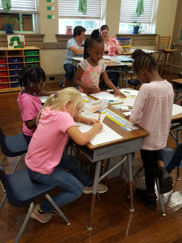 Nonprofit and Organization Photo  (118348)