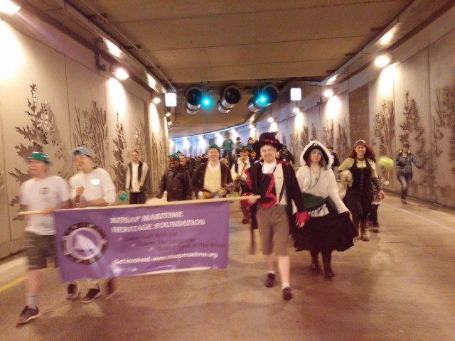 Agency Photo  (44072)