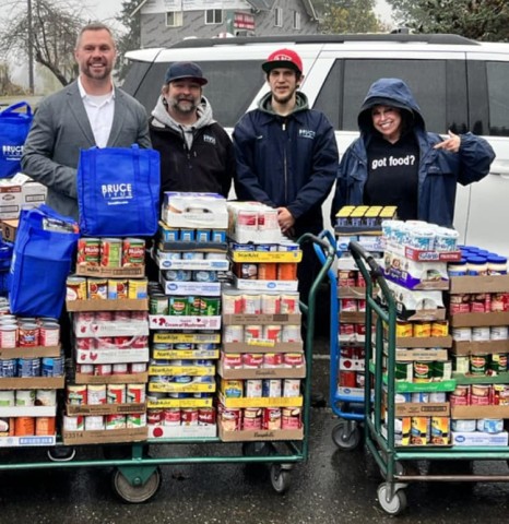 Agency Photo  (211903)