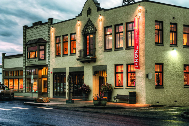 Agency Photo  (123423)