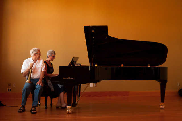 Agency Photo  (123425)