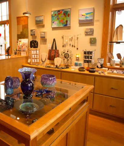 Agency Photo  (123428)