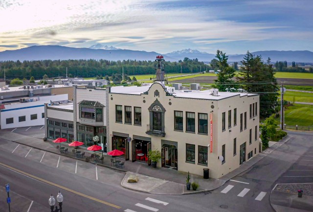 Agency Photo  (204689)