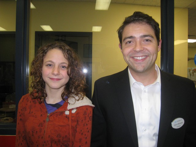 Agency Photo  (21041)