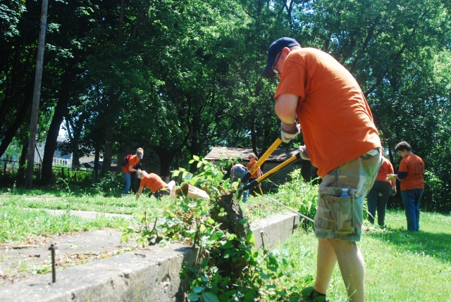 Agency Photo  (85313)