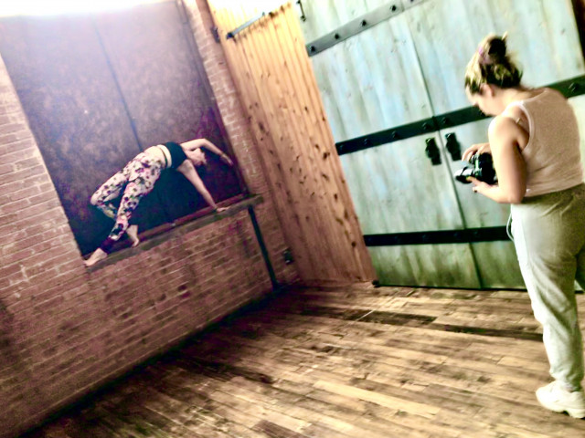 Agency Photo  (164785)