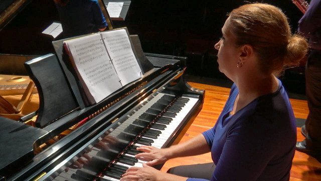 Agency Photo  (117652)