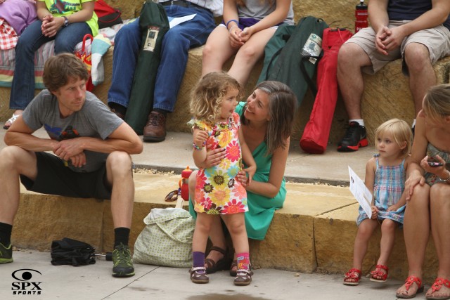 Agency Photo  (35840)