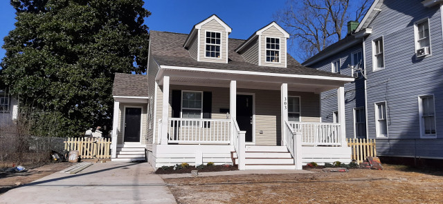 Agency Photo  (172681)