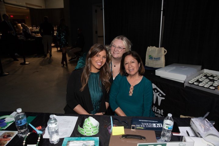 Agency Photo  (264666)
