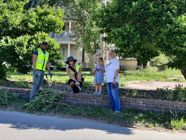 Agency Photo  (210996)