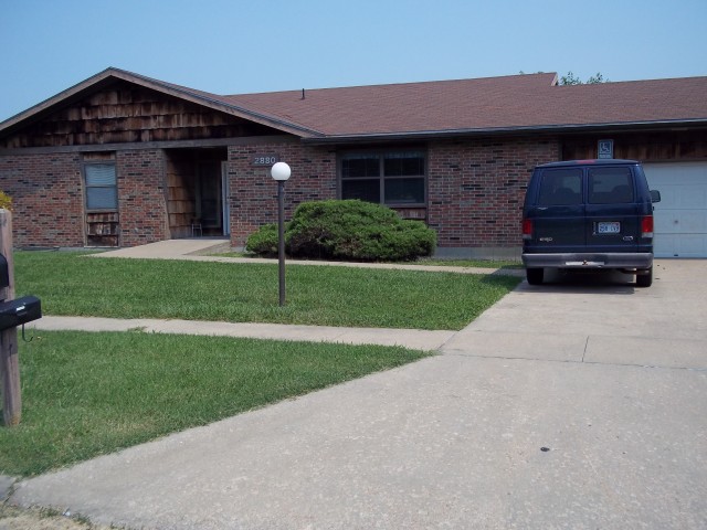 Agency Photo  (112364)