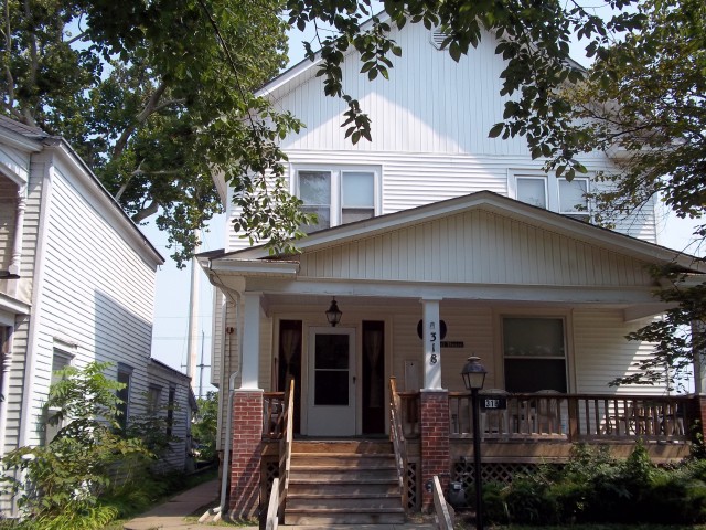 Agency Photo  (112365)