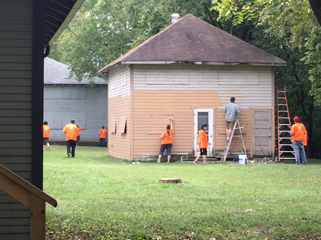 Agency Photo  (112427)