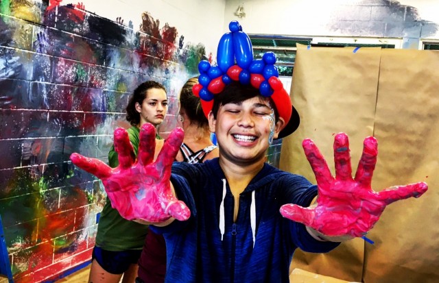 Agency Photo  (77018)