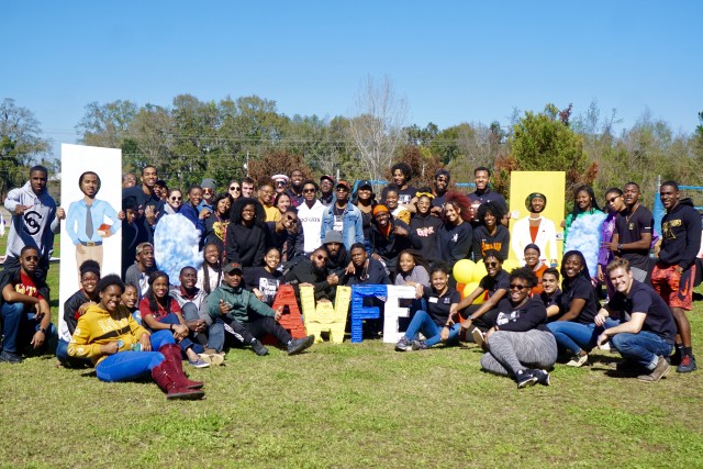 Agency Photo  (198627)