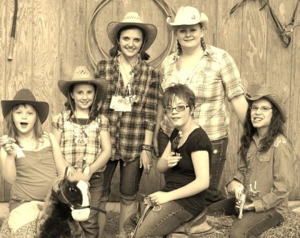 Agency Photo  (28906)