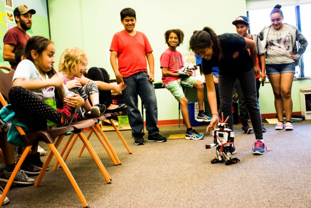 Agency Photo  (90008)