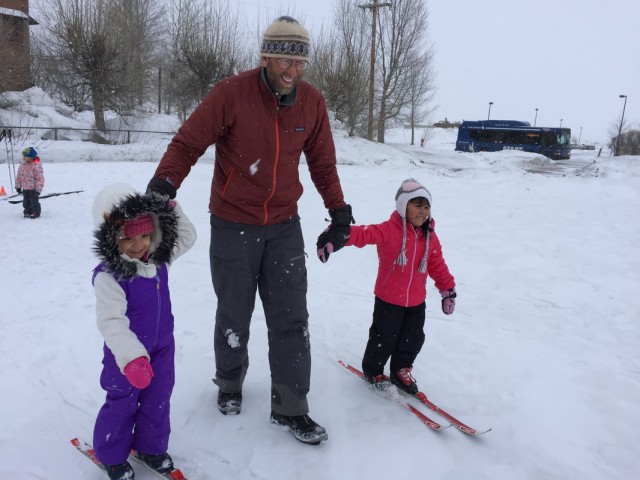 Agency Photo  (90007)