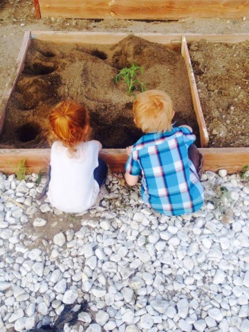 Agency Photo  (37152)