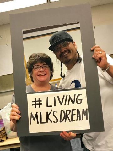 Agency Photo  (131302)