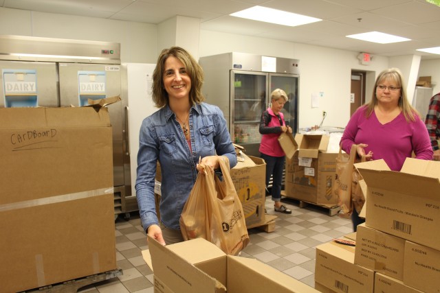 Agency Photo  (98081)