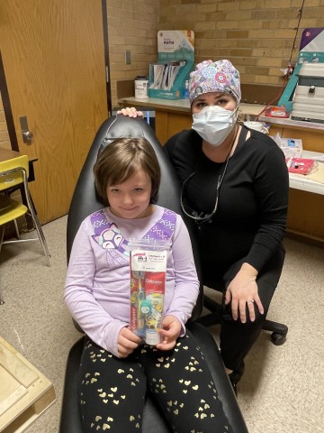 Agency Photo  (199433)