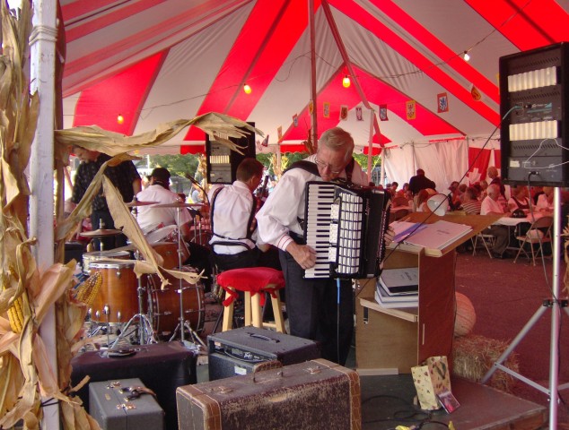 Agency Photo  (190519)