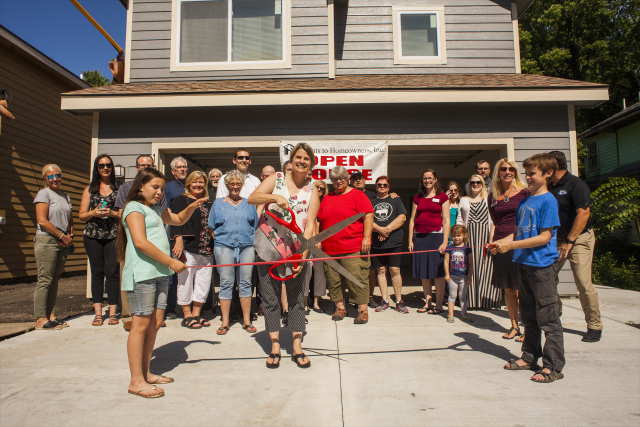 Agency Photo  (141162)