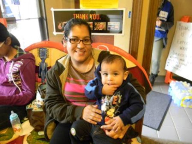 Agency Photo  (33384)