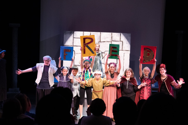 Agency Photo  (127998)