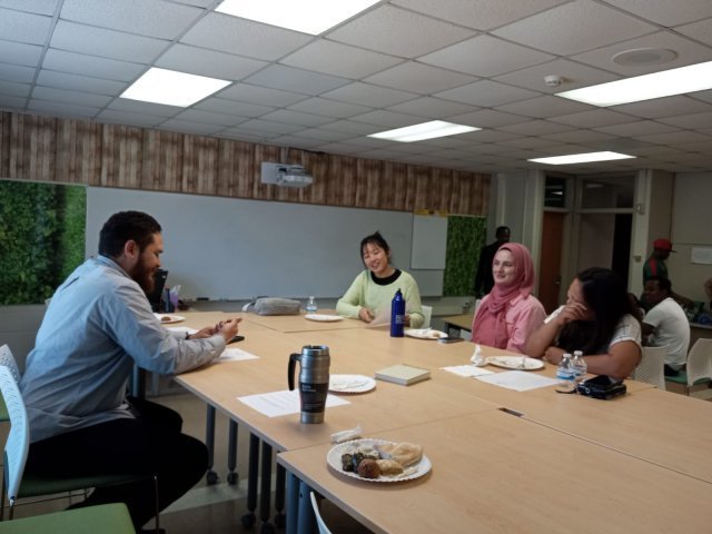 Agency Photo  (263840)