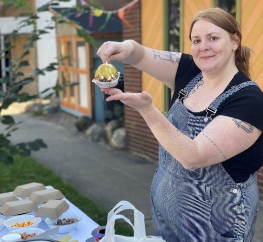 Agency Photo  (258715)