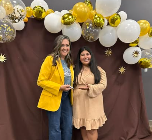 Agency Photo  (250254)