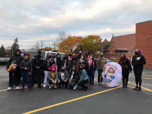 Agency Photo  (252110)