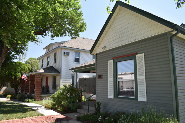 Agency Photo  (151004)