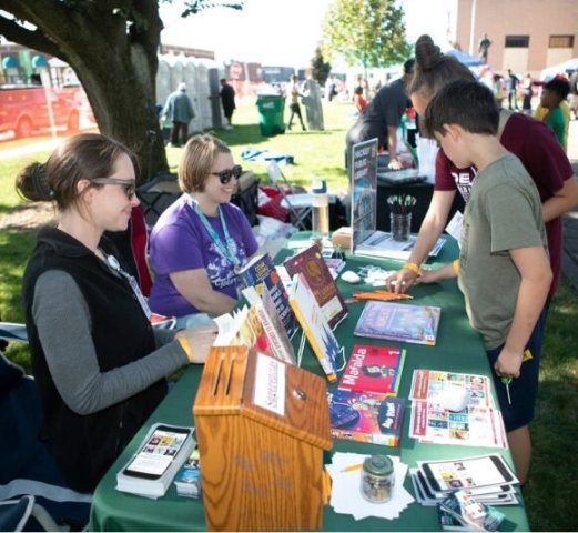 Agency Photo  (272595)