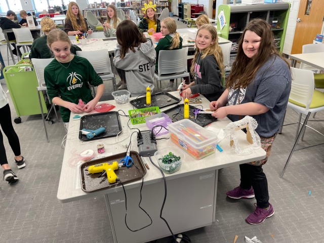 Agency Photo  (187646)