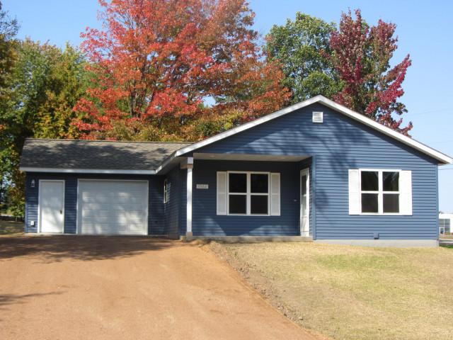 Agency Photo  (147343)