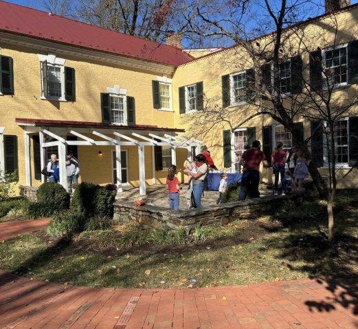 Agency Photo  (250152)