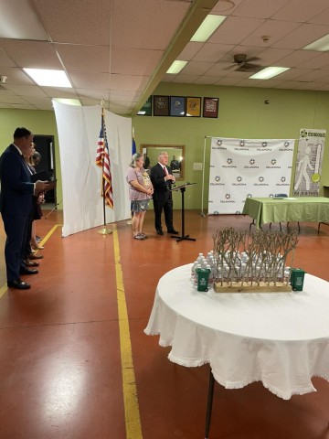 Agency Photo  (211128)