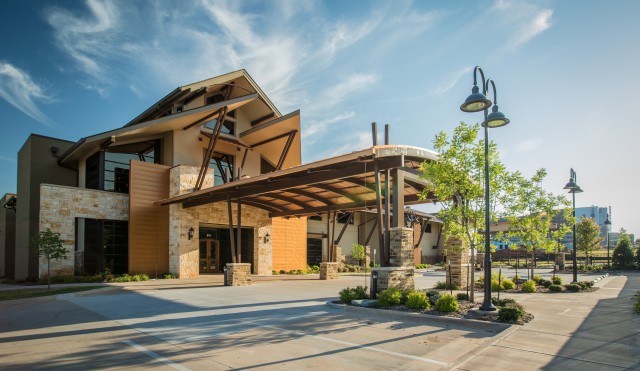 Agency Photo  (45271)